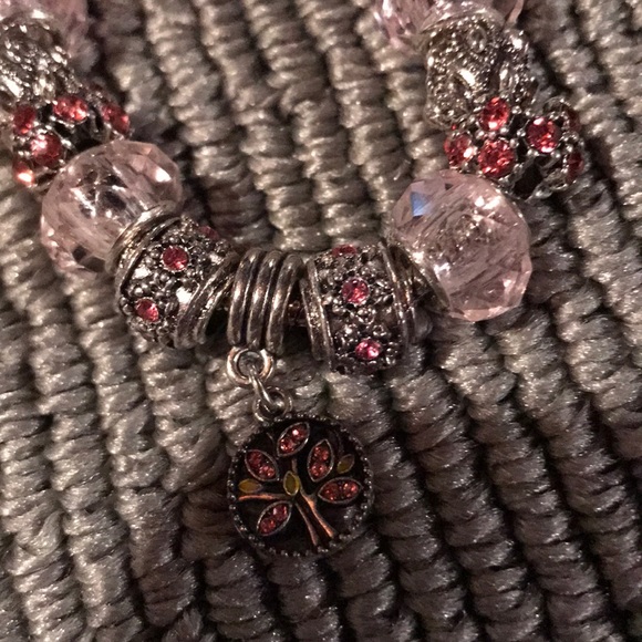 Silver & pink bracelet - Picture 2 of 3